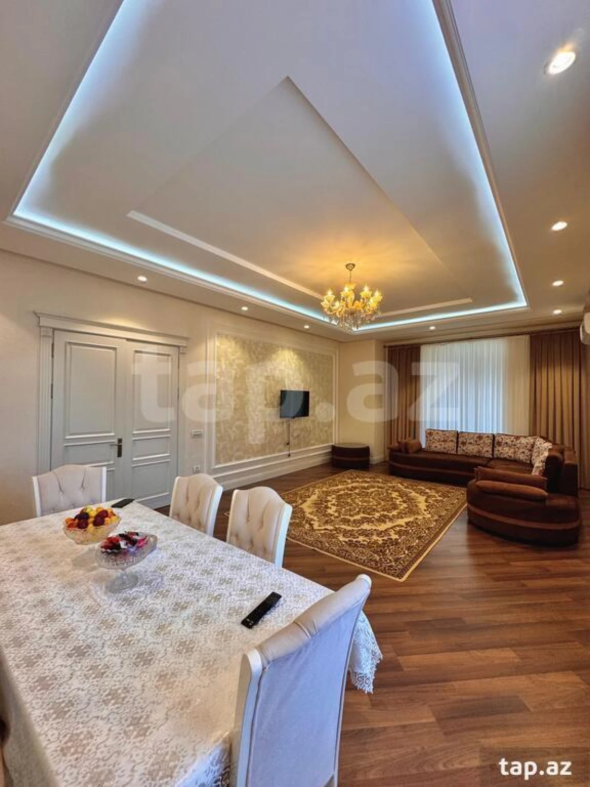 Satılır 7 otaqlı həyət evi