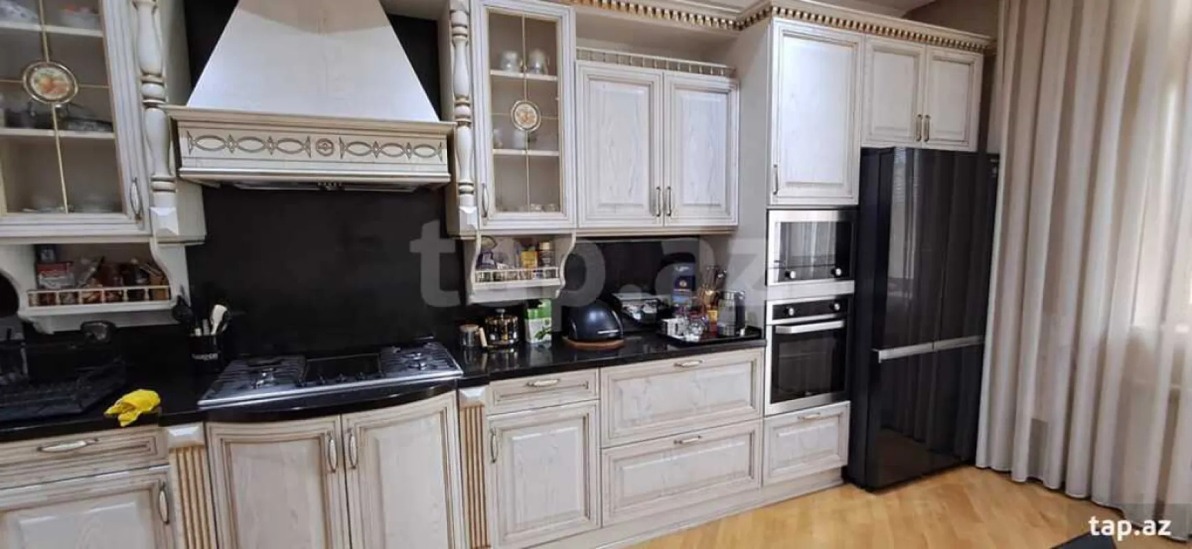 Satılır 5 otaqlı yeni tikili 230 m²