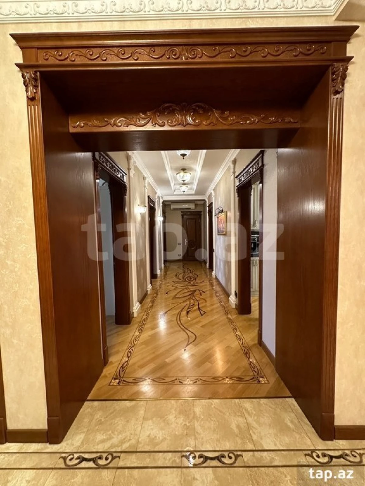 Satılır 5 otaqlı yeni tikili 230 m²