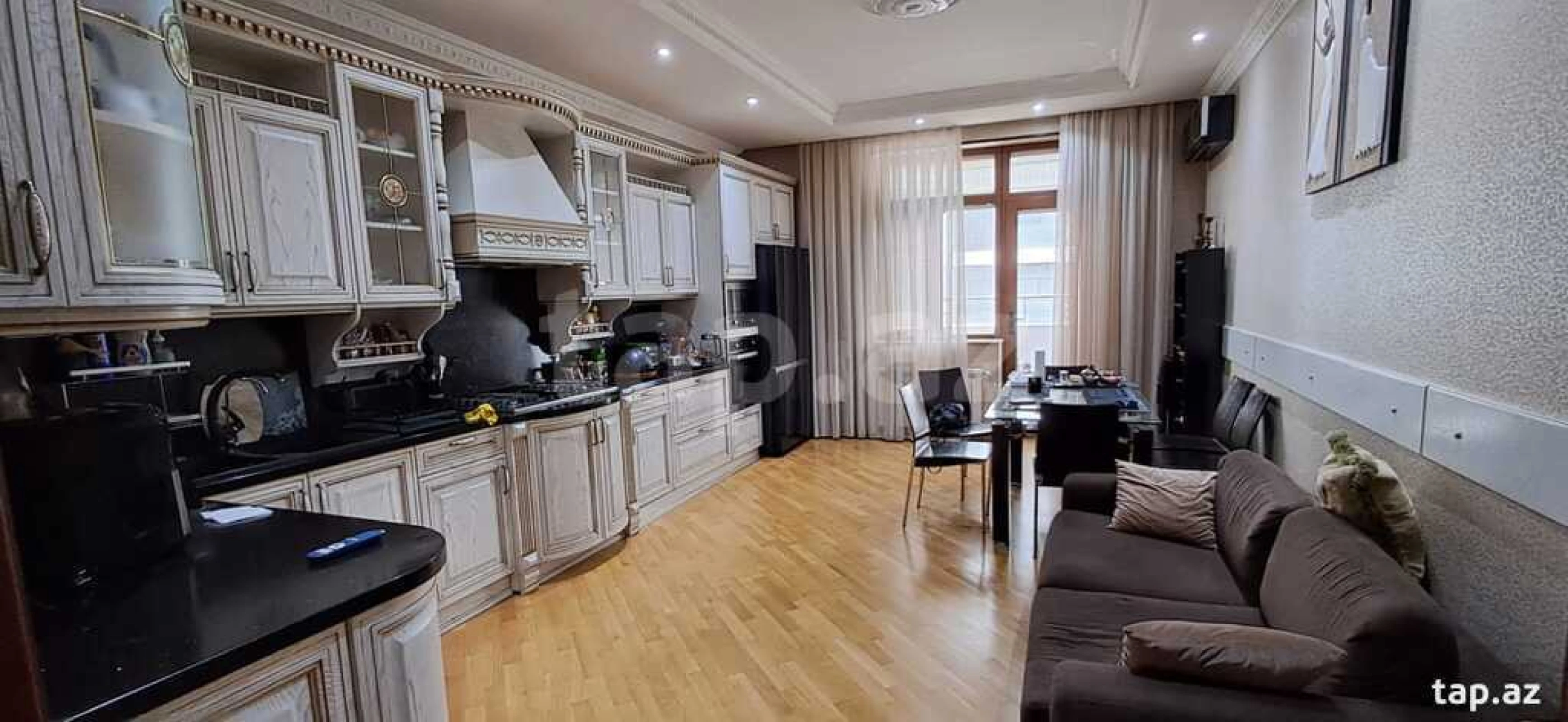 Satılır 5 otaqlı yeni tikili 230 m²