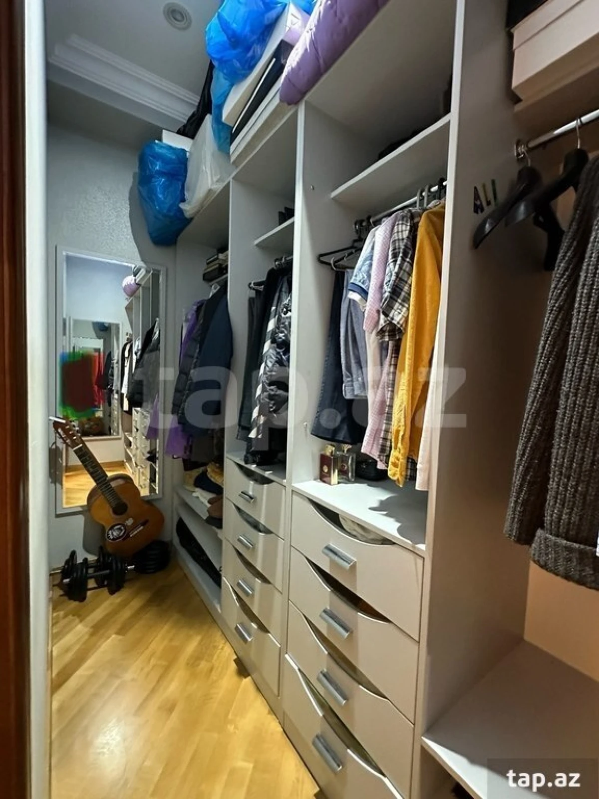 Satılır 5 otaqlı yeni tikili 230 m²