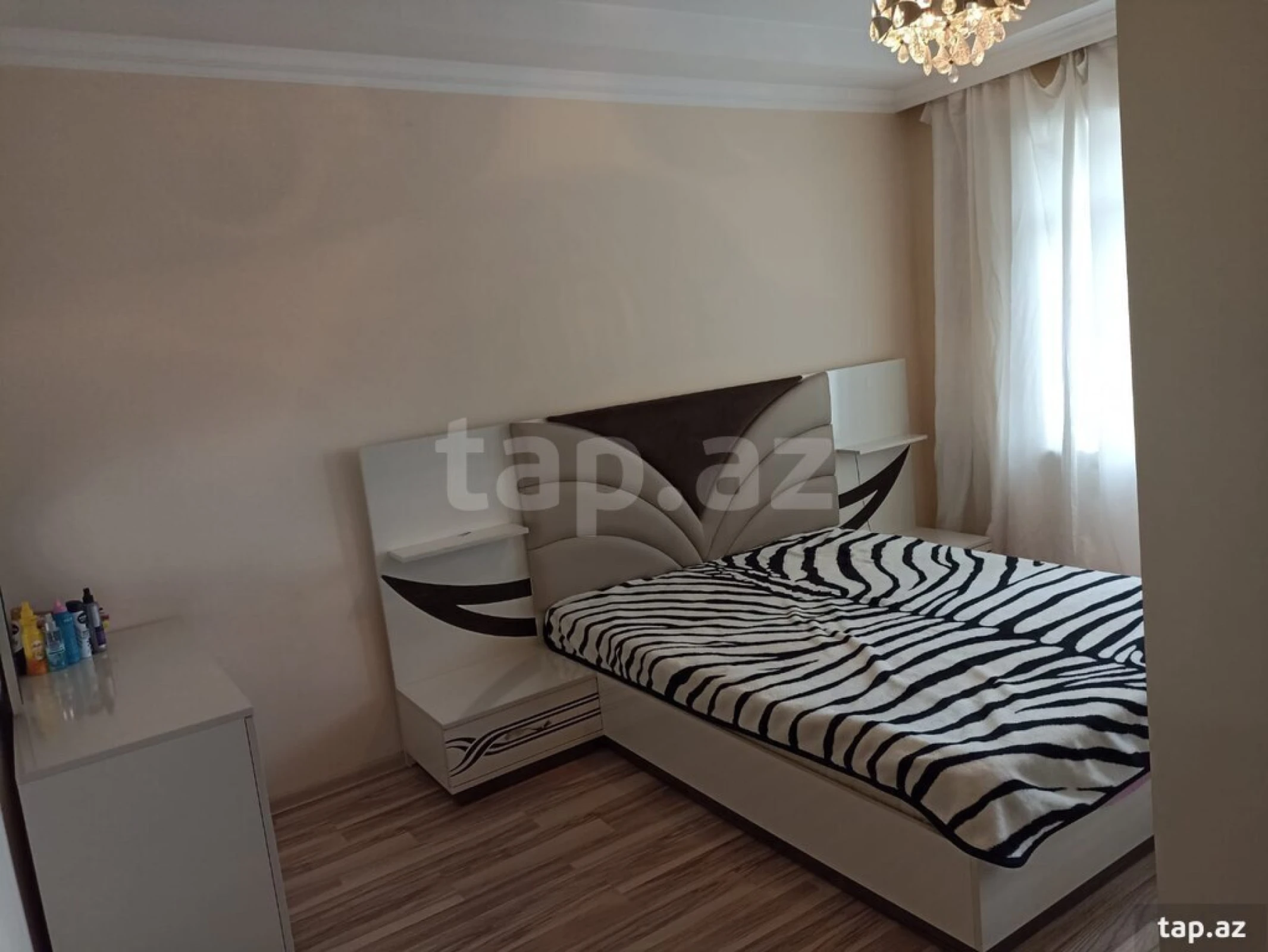 Satılır 2 otaqlı mənzil 58 m²