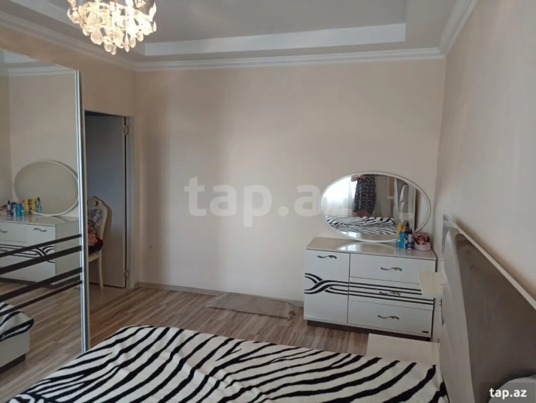 Satılır 2 otaqlı mənzil 58 m²