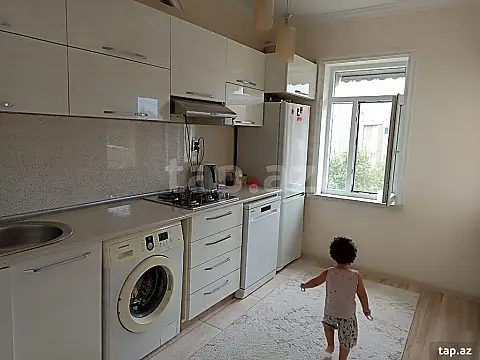 Satılır 2 otaqlı mənzil 58 m²