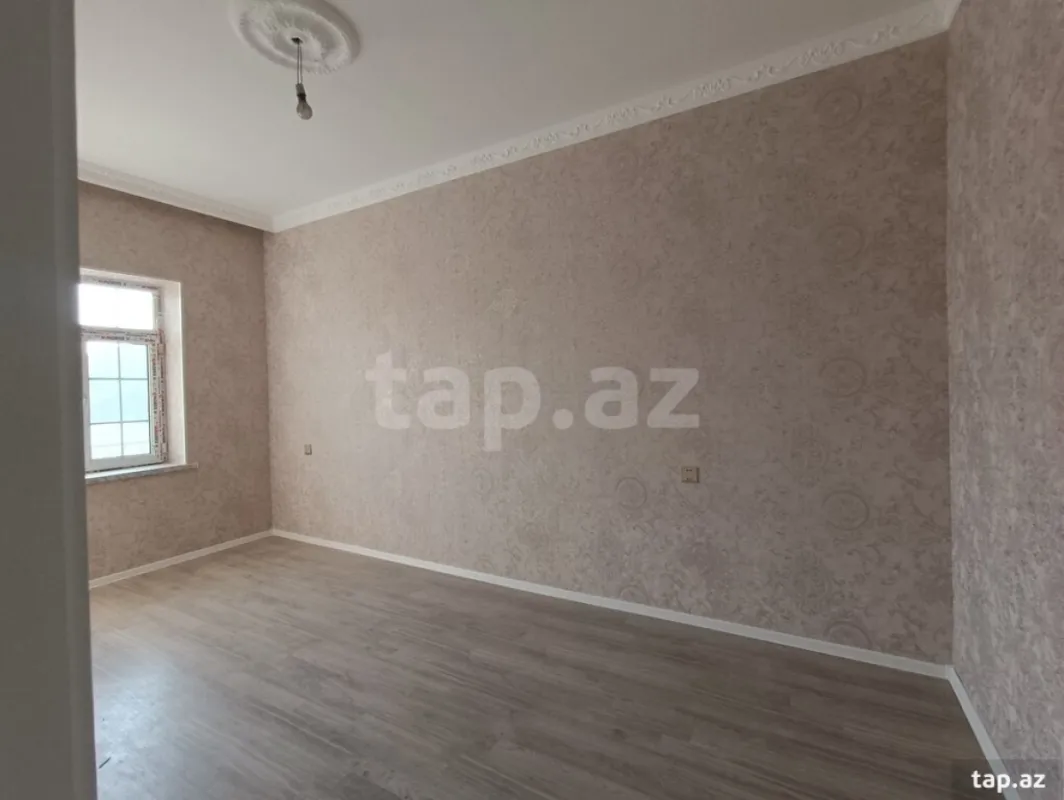 Satılır 4 otaqlı həyət evi