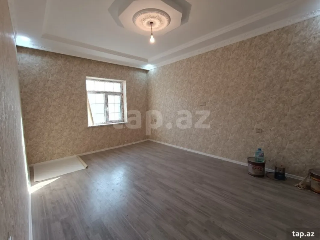 Satılır 4 otaqlı həyət evi