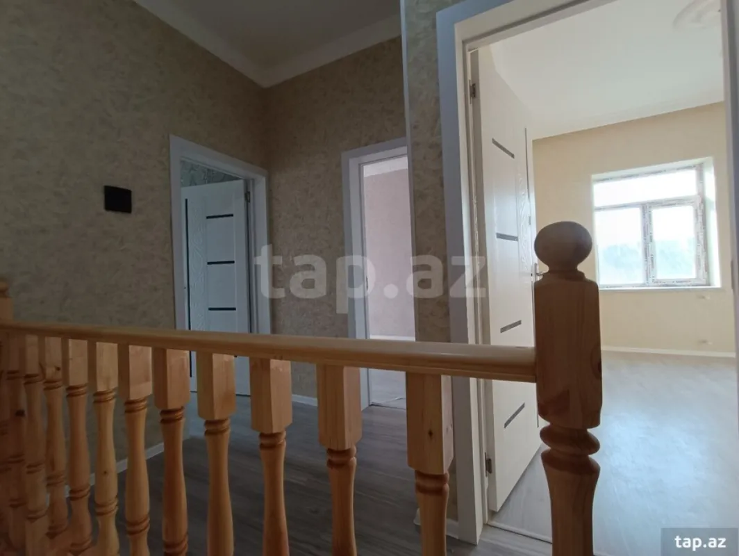 Satılır 4 otaqlı həyət evi