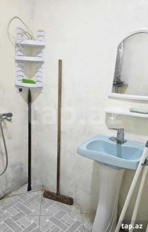 Kirayə verilir 2 otaqlı həyət evi