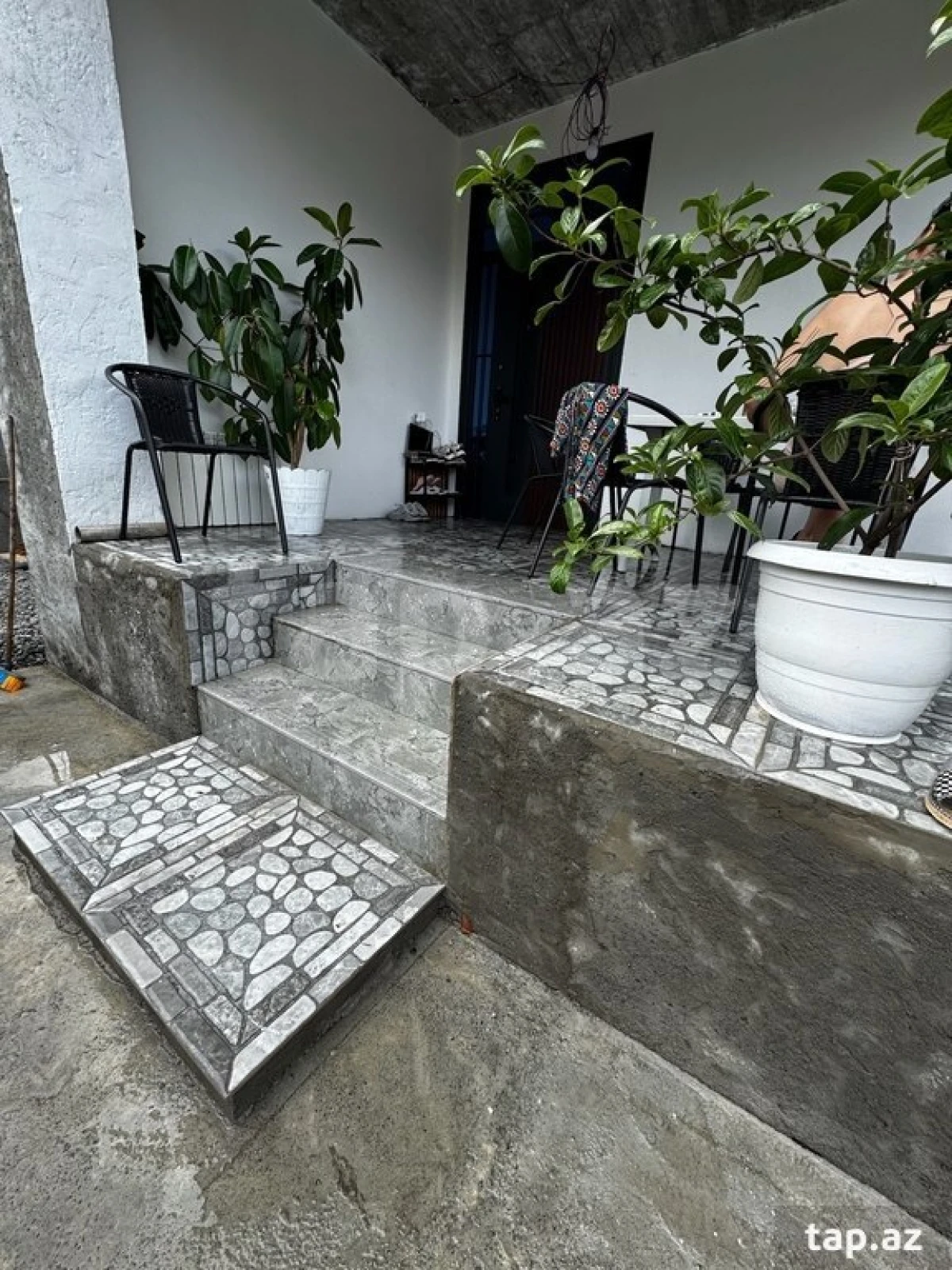 Kirayə verilir 3 otaqlı həyət evi