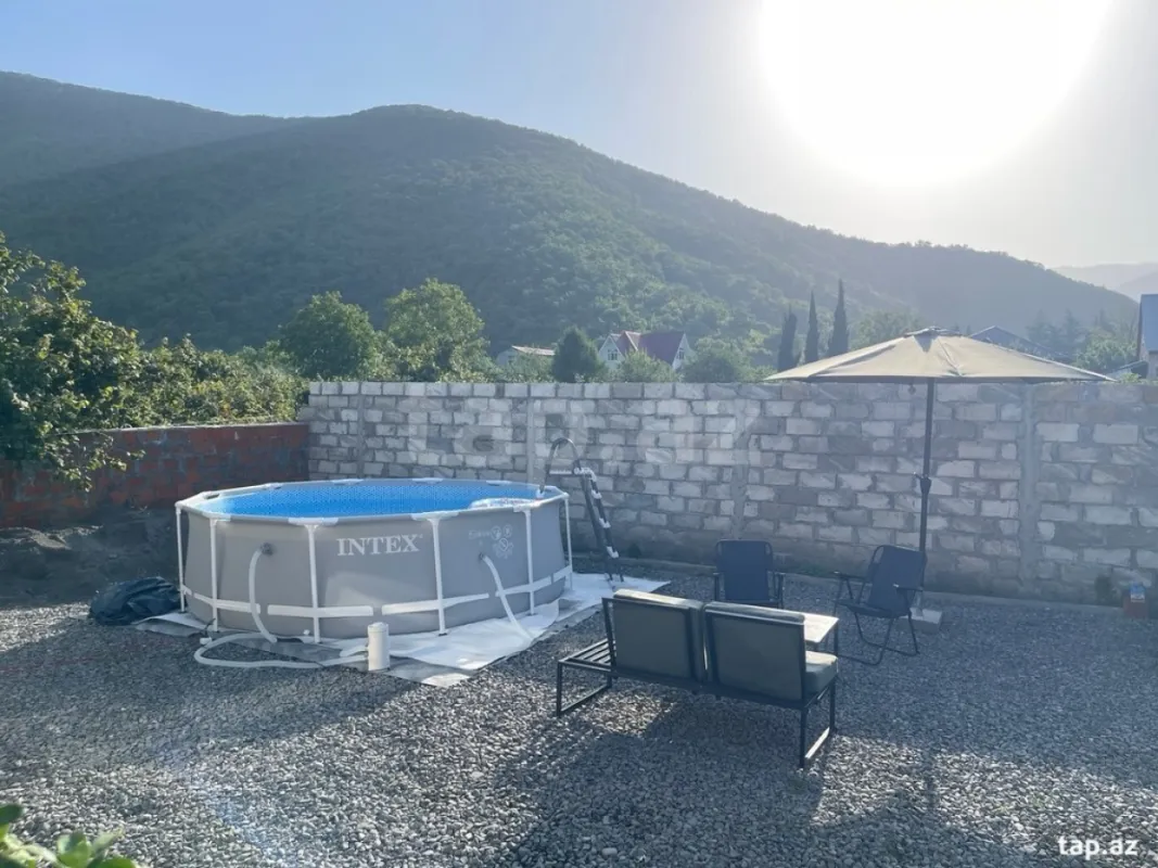 Kirayə verilir 3 otaqlı həyət evi