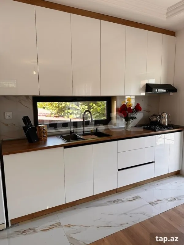 Kirayə verilir 3 otaqlı həyət evi