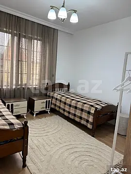 Kirayə verilir 3 otaqlı həyət evi — Qax 3 otaq