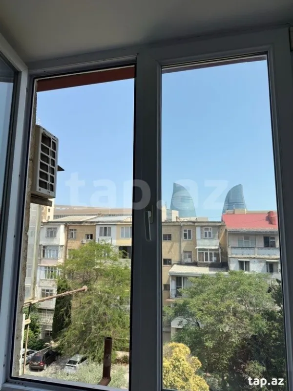 Satılır 2 otaqlı mənzil 50 m²