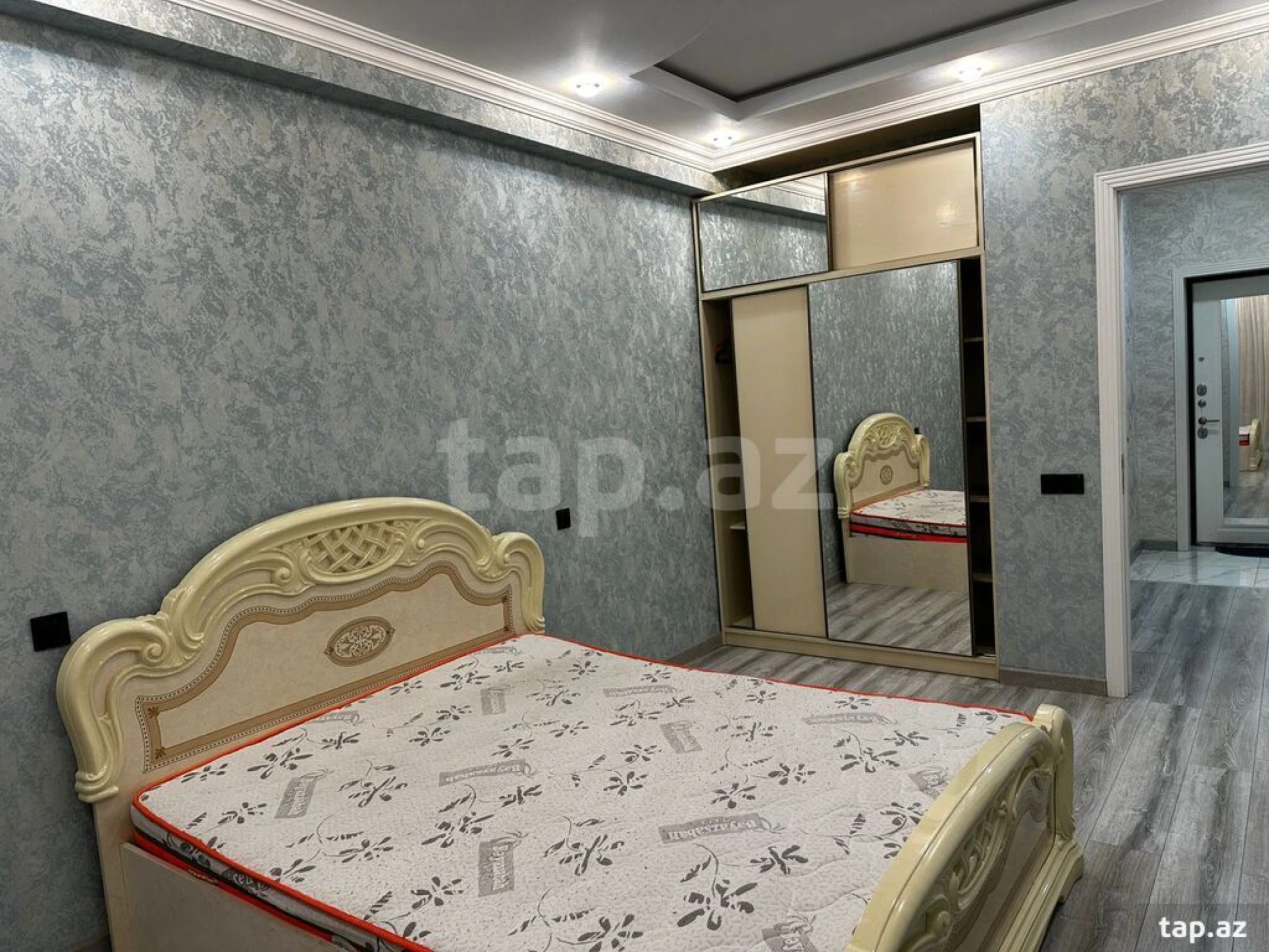 Kirayə verilir 2 otaqlı yeni tikili 66 m²