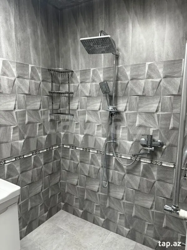 Kirayə verilir 2 otaqlı yeni tikili 66 m²