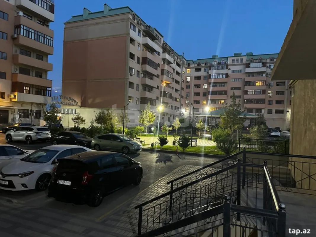 Kirayə verilir 2 otaqlı yeni tikili 66 m²