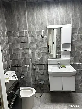 Kirayə verilir 2 otaqlı yeni tikili 66 m²
