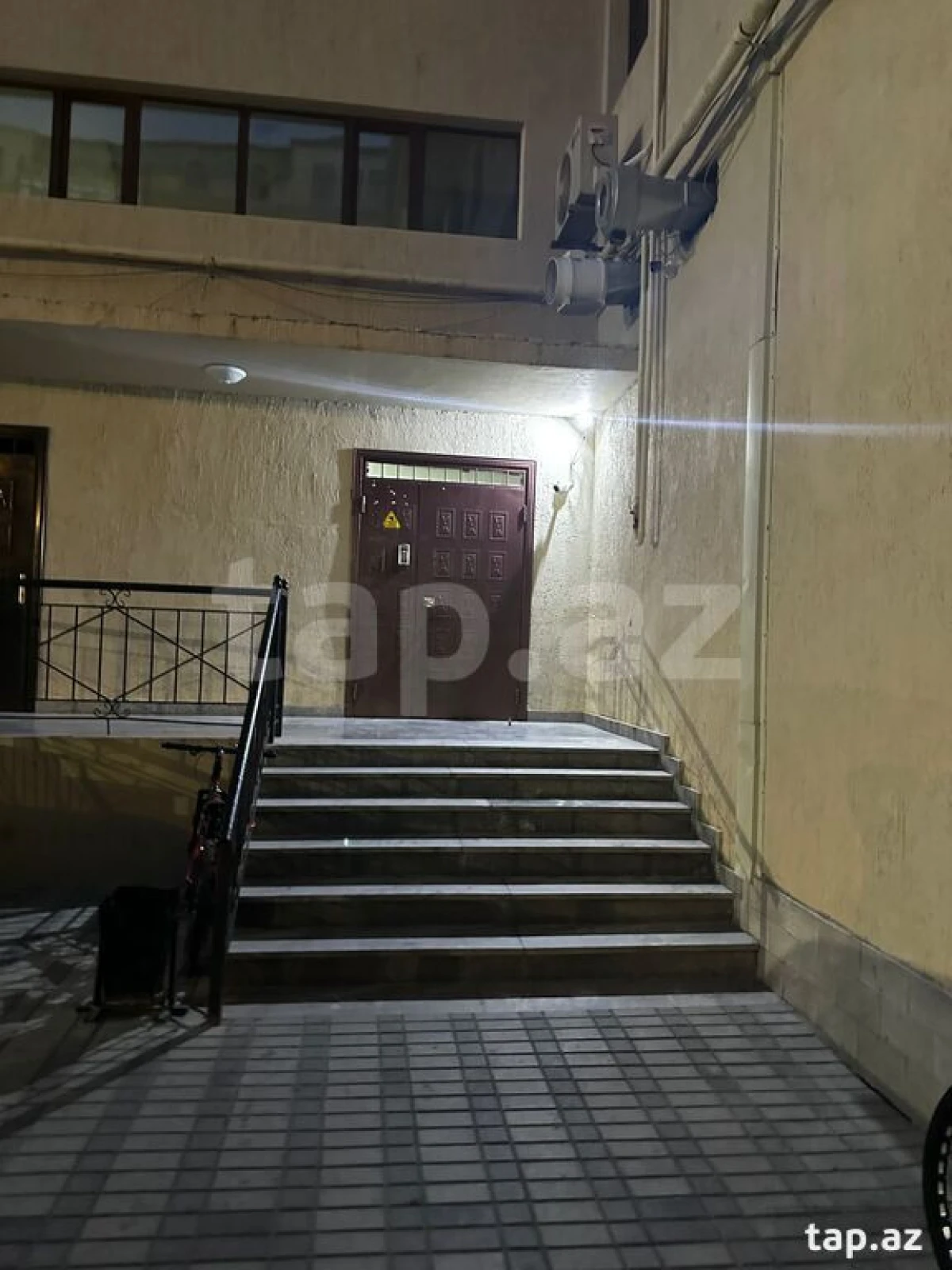 Kirayə verilir 2 otaqlı yeni tikili 66 m²