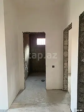 Satılır 5 otaqlı həyət evi