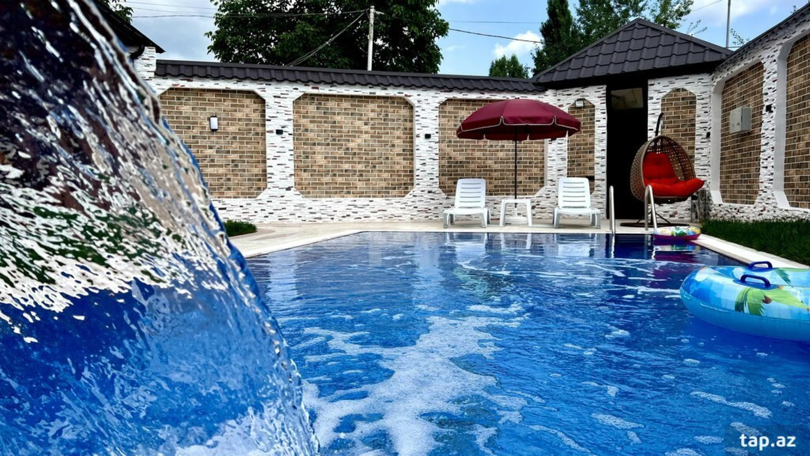 Satılır 7 otaqlı həyət evi