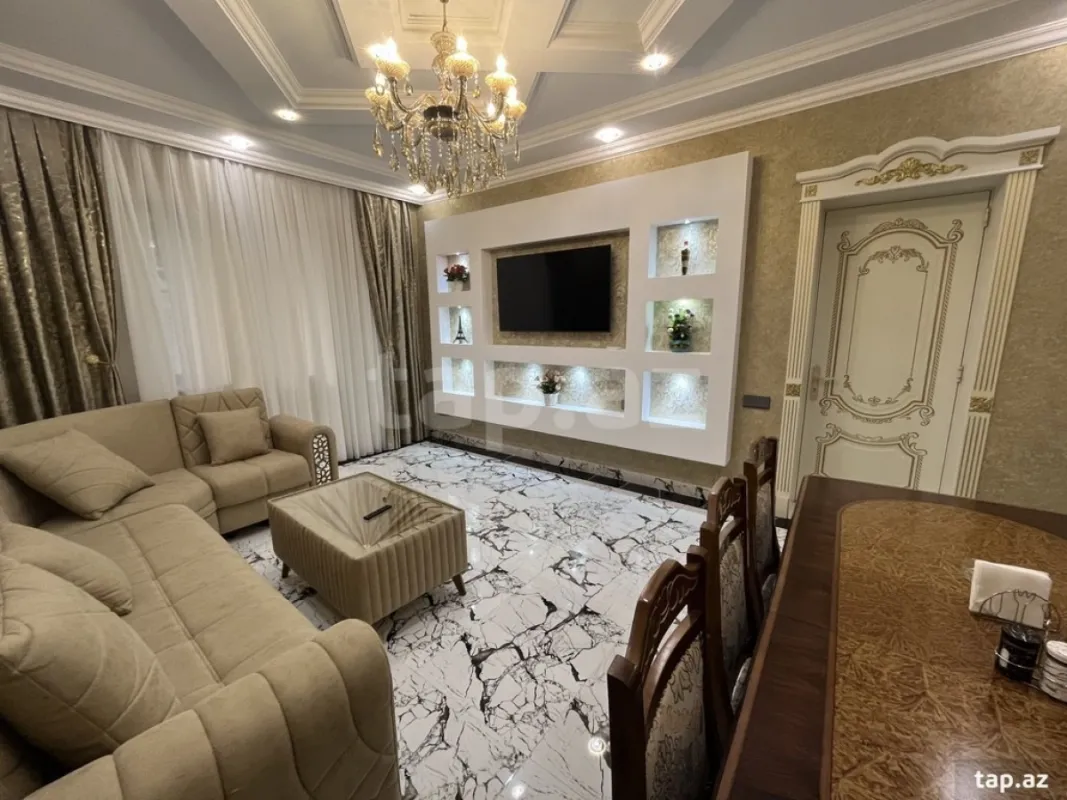 Satılır 7 otaqlı həyət evi