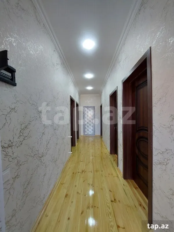 Satılır 4 otaqlı həyət evi