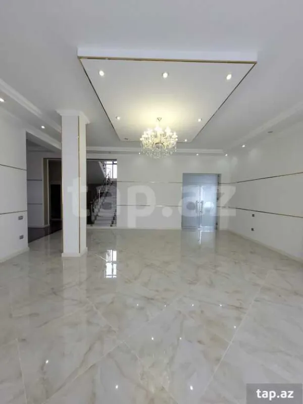 Satılır 6 otaqlı həyət evi