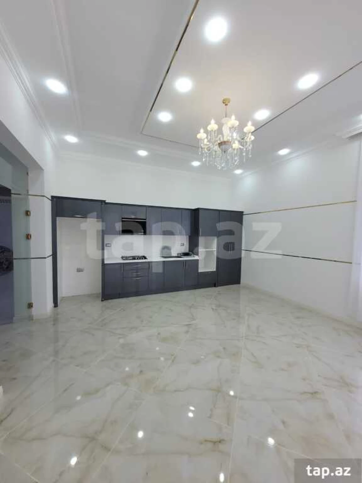 Satılır 6 otaqlı həyət evi