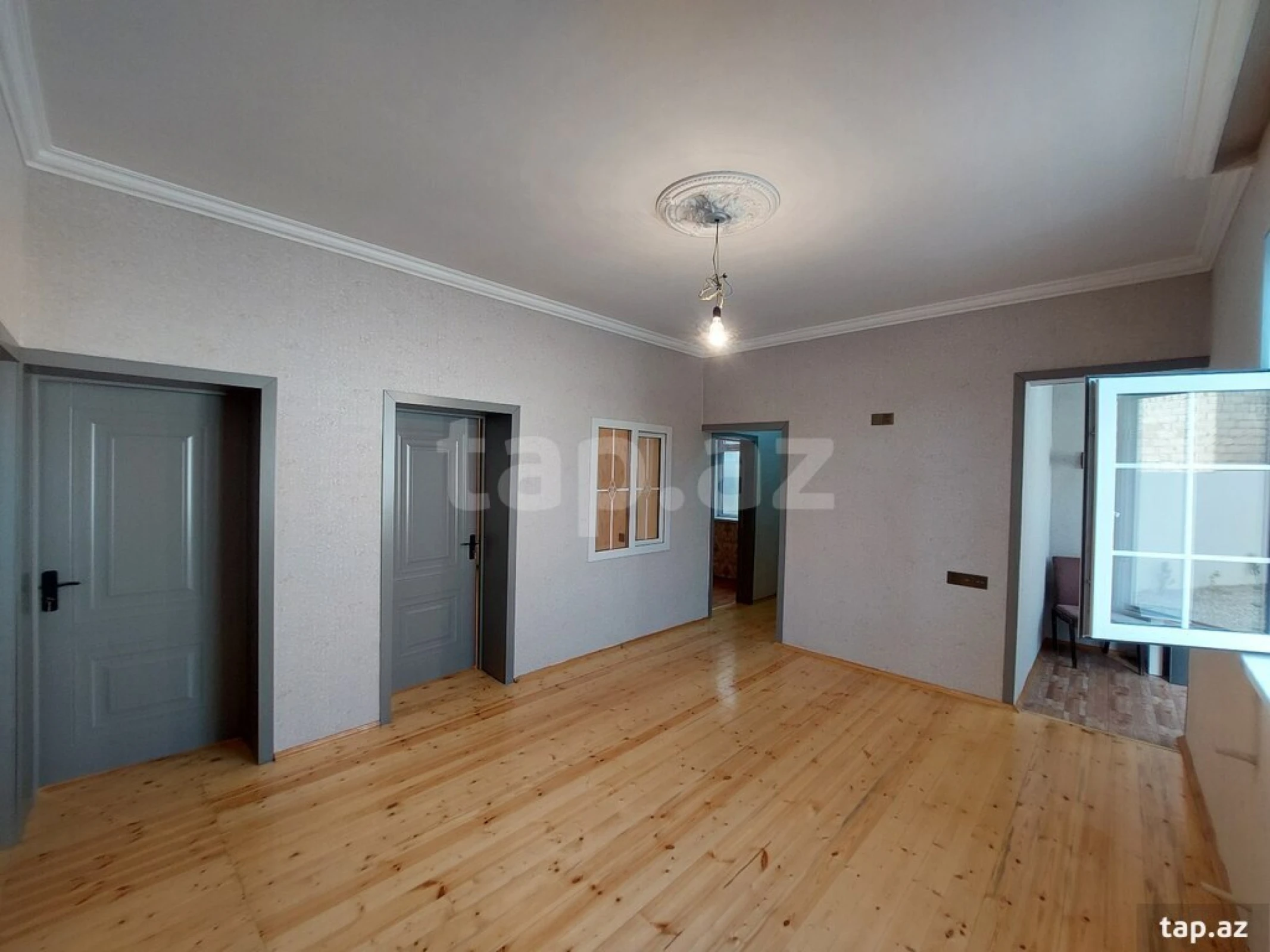 Satılır 4 otaqlı həyət evi