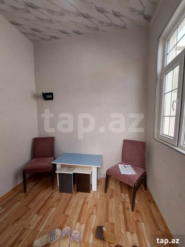 Satılır 4 otaqlı həyət evi