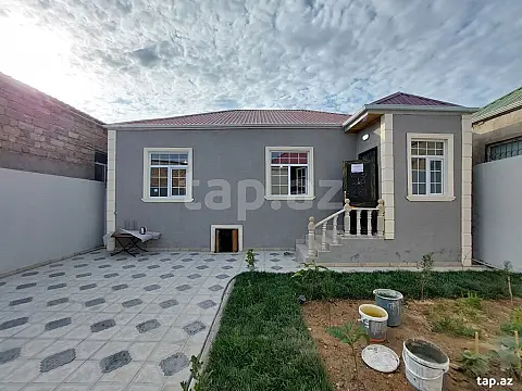 Satılır 4 otaqlı həyət evi