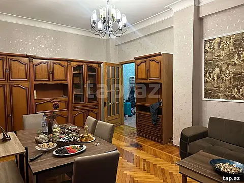 Kirayə verilir 2 otaqlı mənzil 75 m²