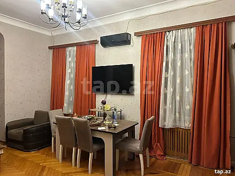 Kirayə verilir 2 otaqlı mənzil 75 m²