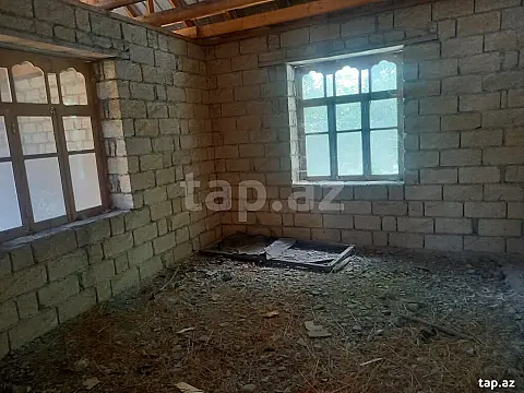 Satılır 3 otaqlı həyət evi 100 m²