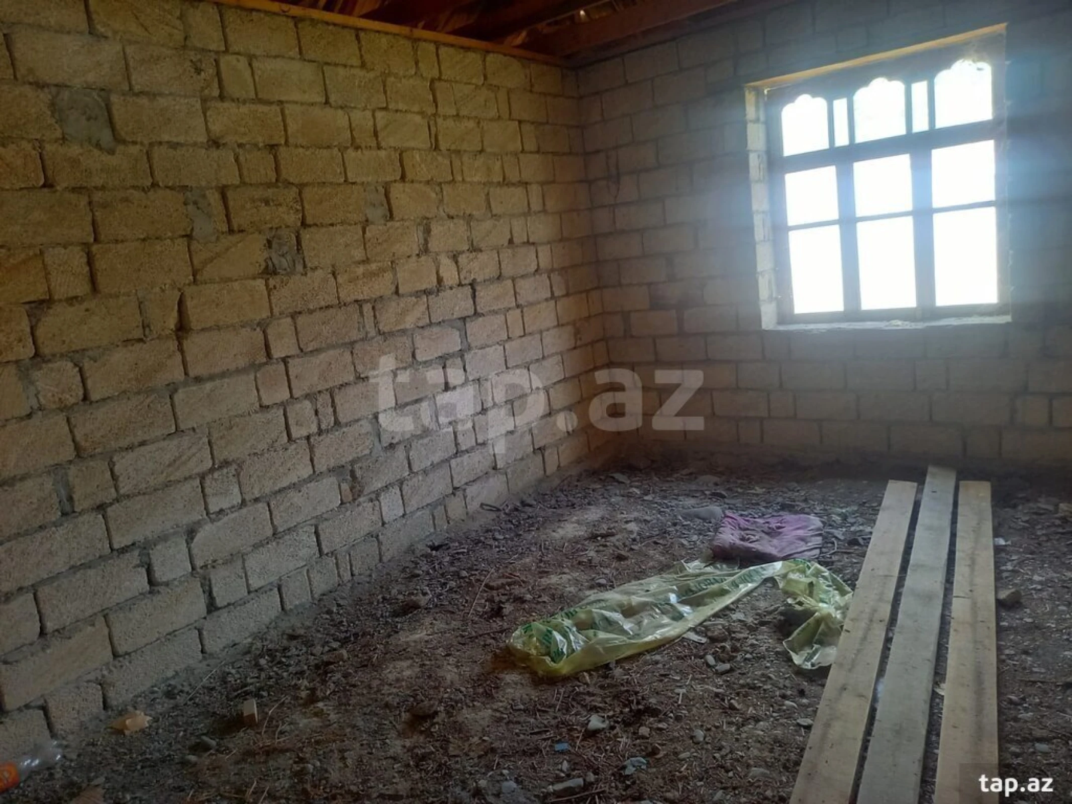 Satılır 3 otaqlı həyət evi 100 m²