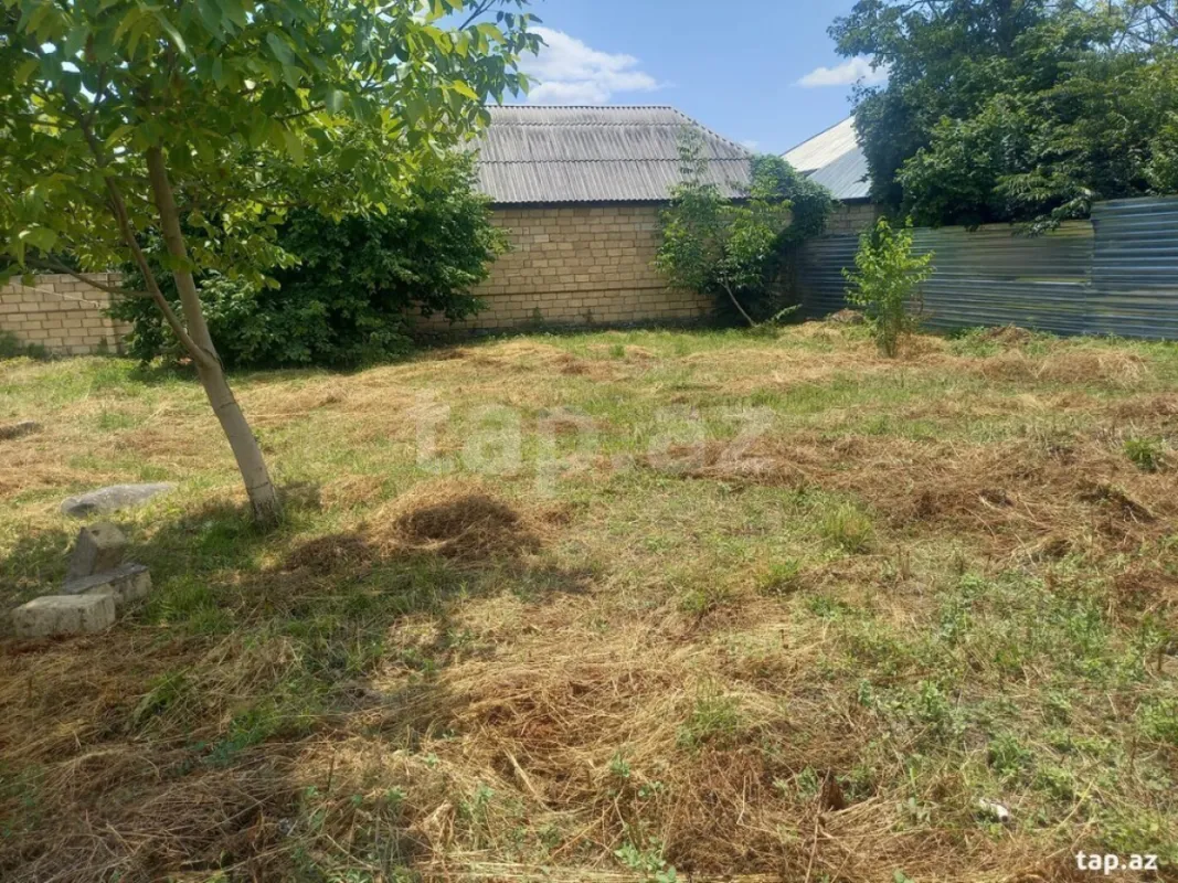 Satılır 3 otaqlı həyət evi 100 m²