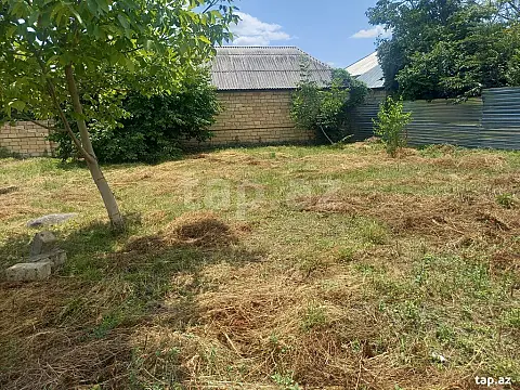 Satılır 3 otaqlı həyət evi 100 m²