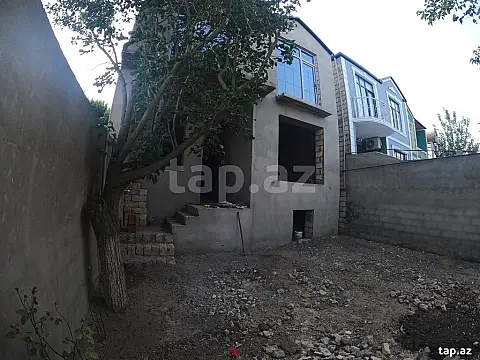 Satılır 4 otaqlı həyət evi
