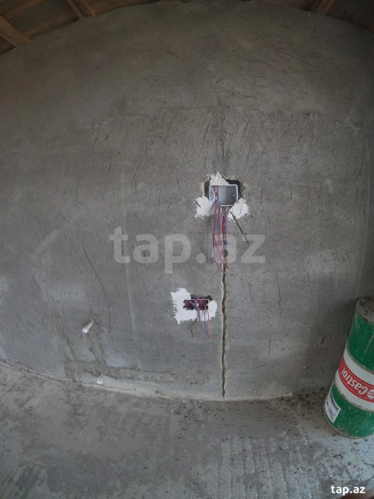 Satılır 4 otaqlı həyət evi