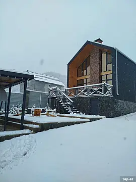 Kirayə verilir 4 otaqlı həyət evi