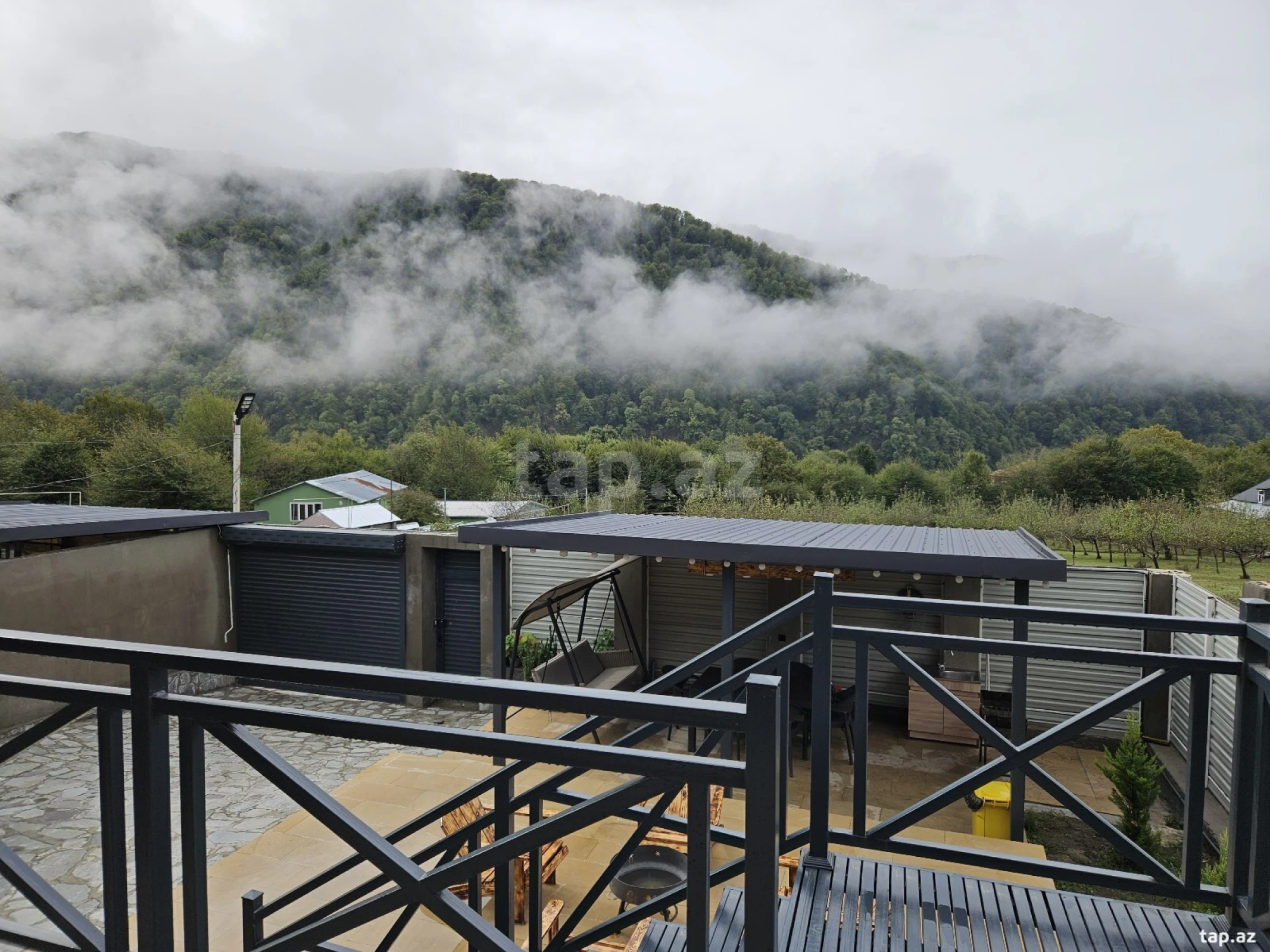 Kirayə verilir 4 otaqlı həyət evi