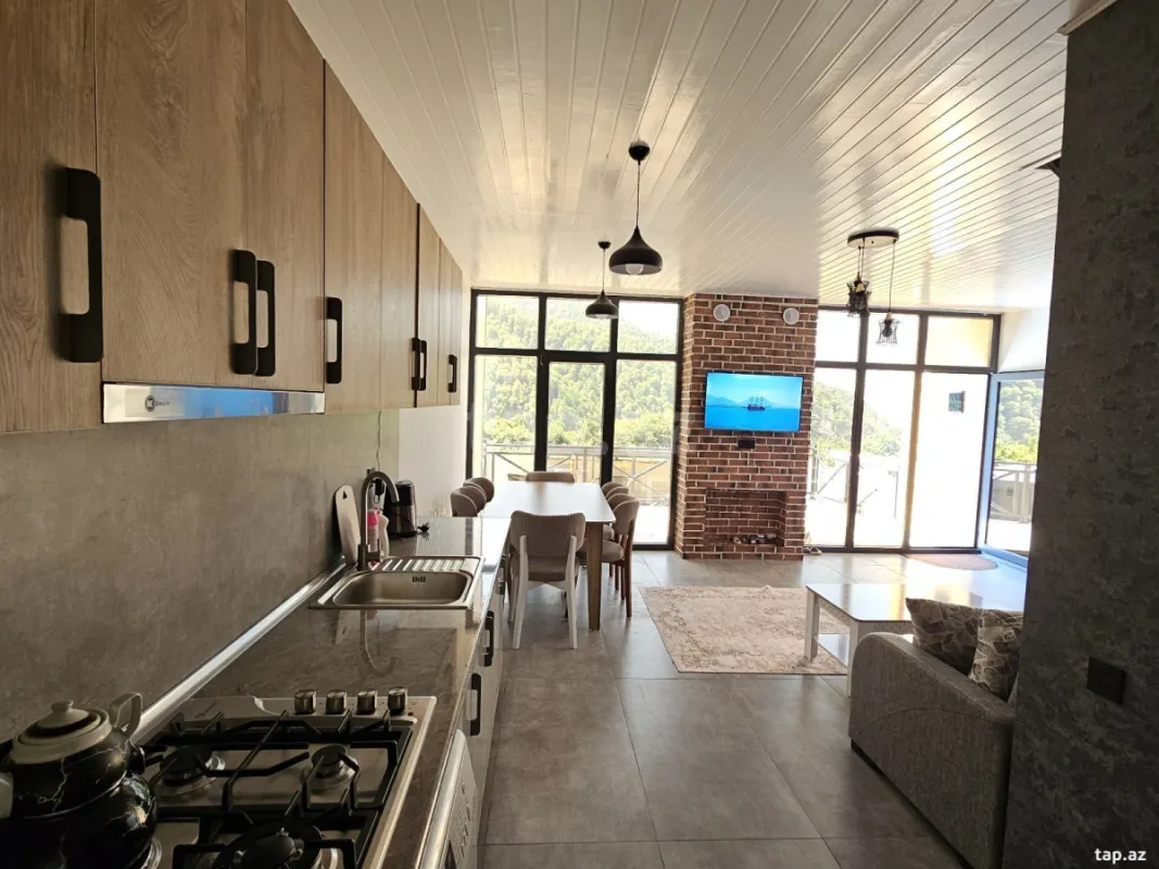 Kirayə verilir 4 otaqlı həyət evi