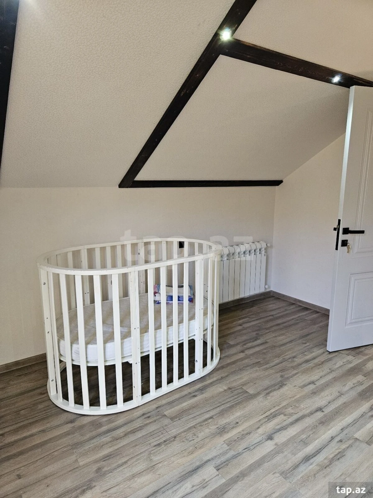 Kirayə verilir 4 otaqlı həyət evi