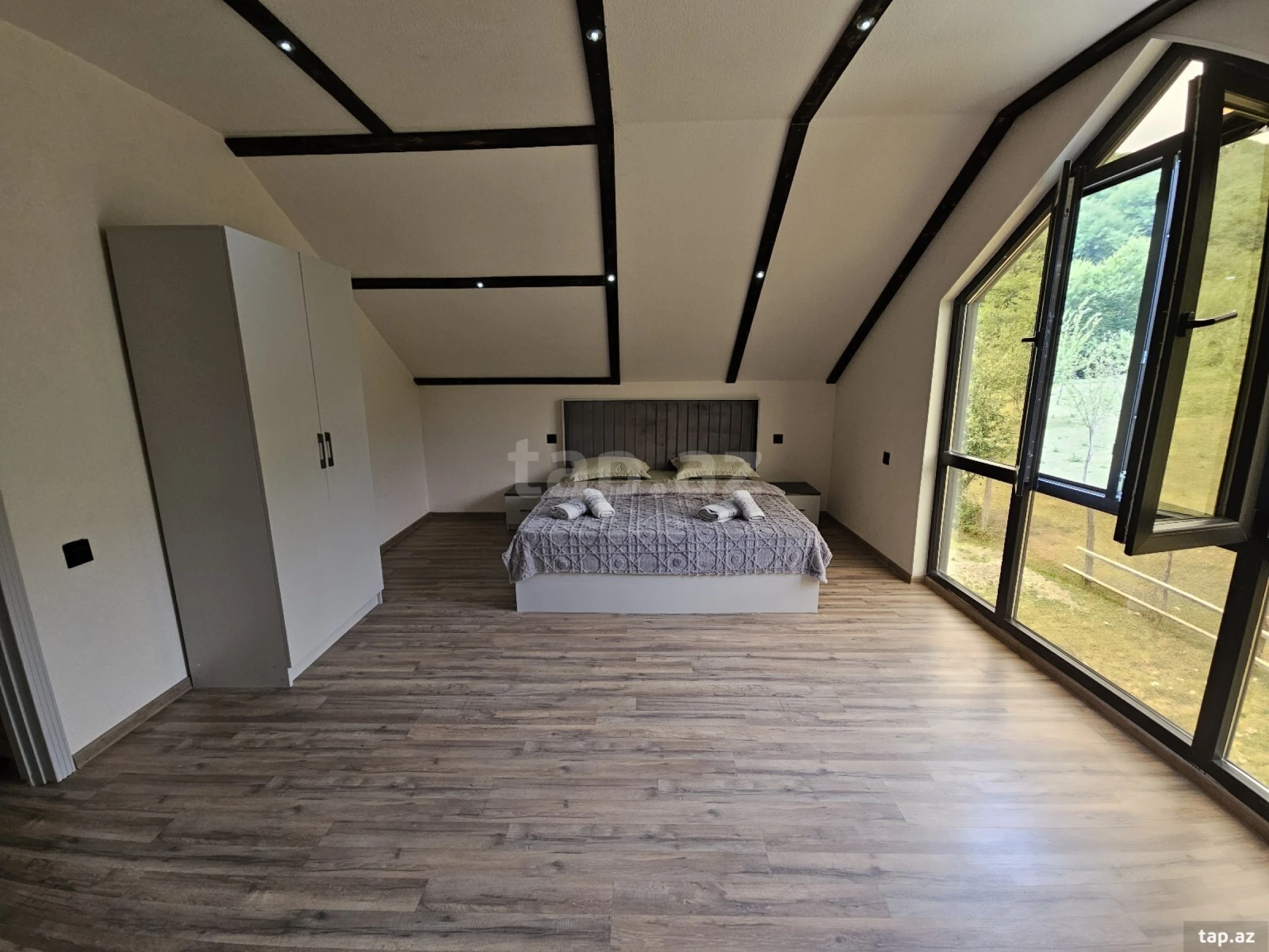 Kirayə verilir 4 otaqlı həyət evi