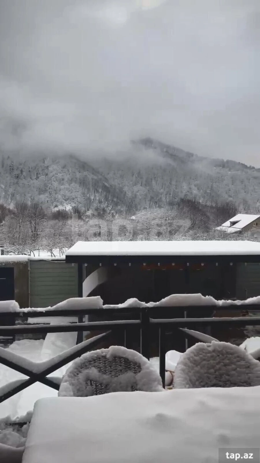 Kirayə verilir 4 otaqlı həyət evi