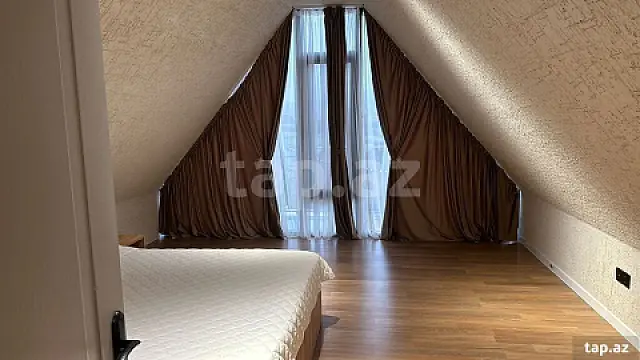 Kirayə verilir 4 otaqlı həyət evi