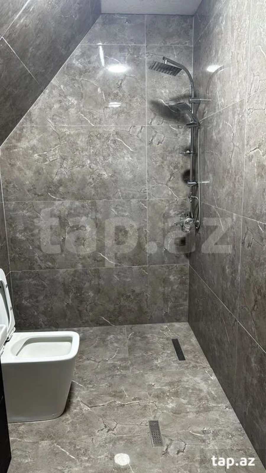 Kirayə verilir 4 otaqlı həyət evi