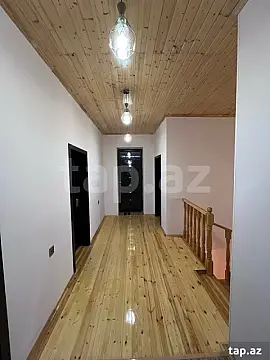 Satılır 6 otaqlı həyət evi