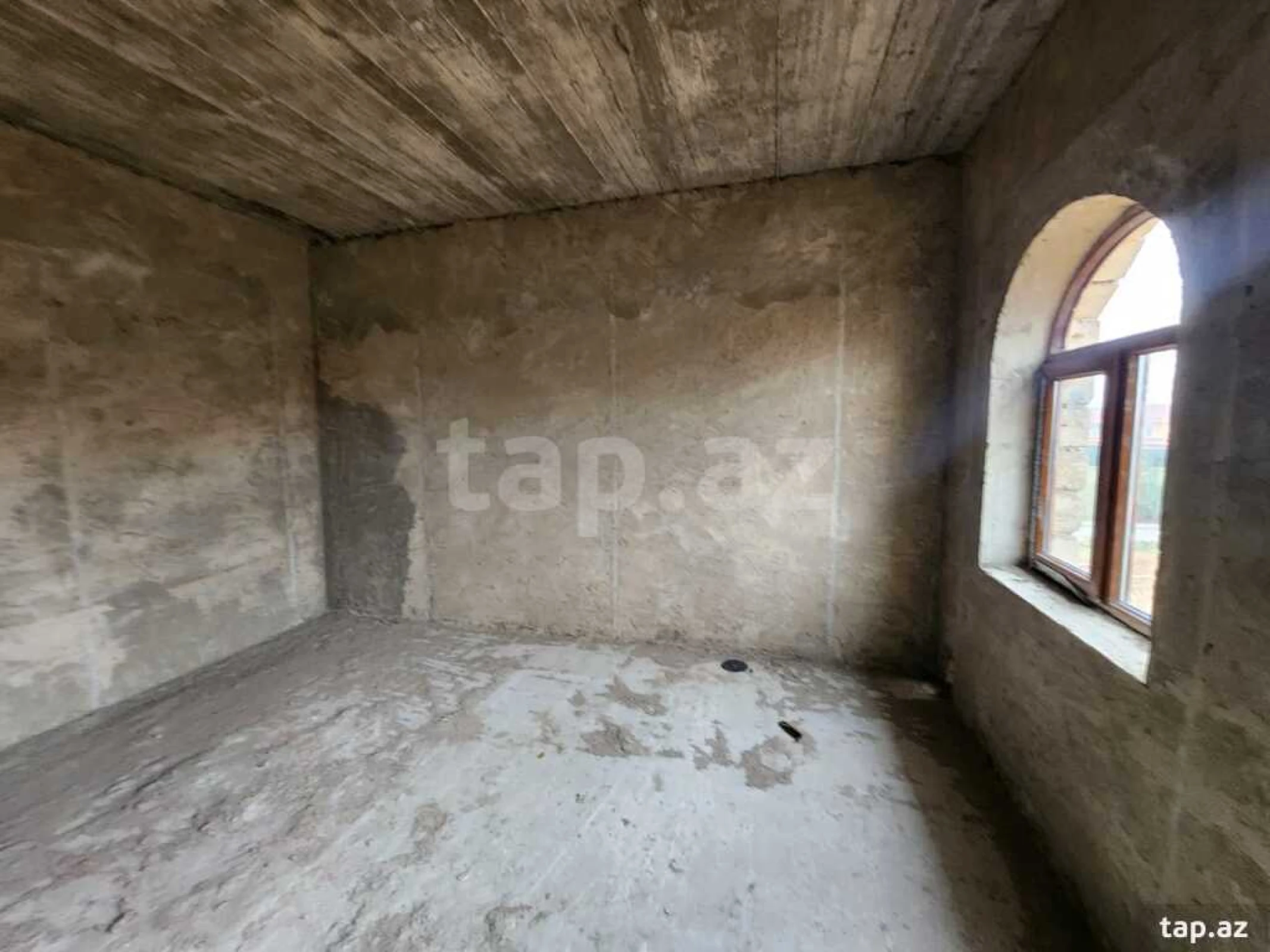 Satılır 1 otaqlı yeni tikili 35 m²