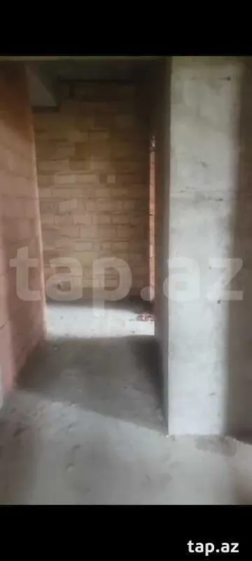 Satılır 2 otaqlı yeni tikili 76 m²
